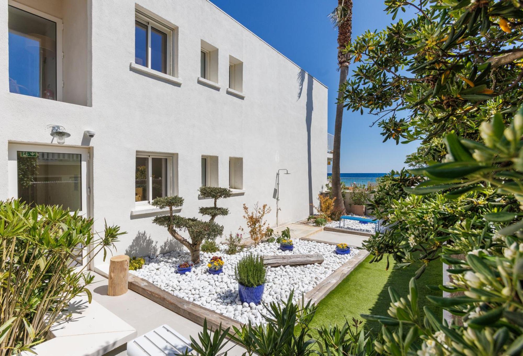 Belle Vue Hotel Cavalaire-sur-Mer Eksteriør billede